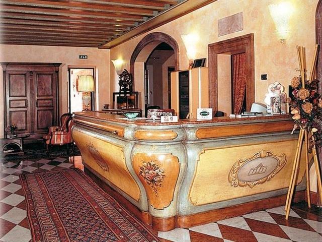 Hotel Il Chiostro Oppeano Bagian luar foto